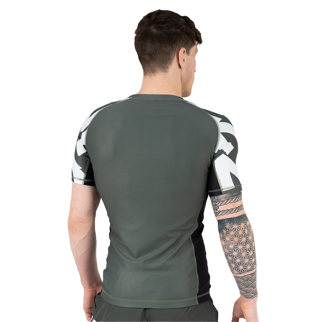 Scramble Baka Short Sleeve Rash Guard - Khaki