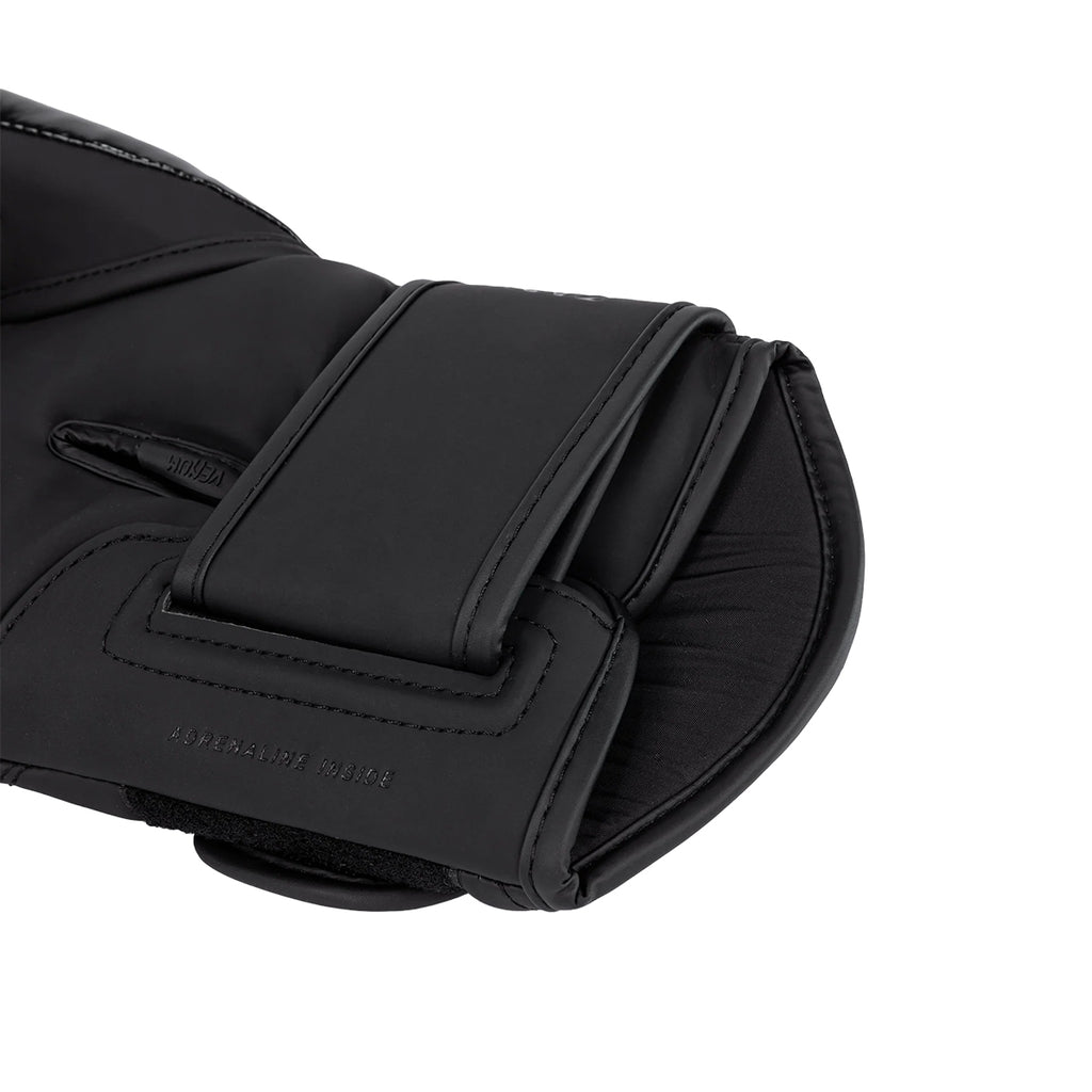 Venum Challenger 4.0 Boxing Gloves - Black/Black
